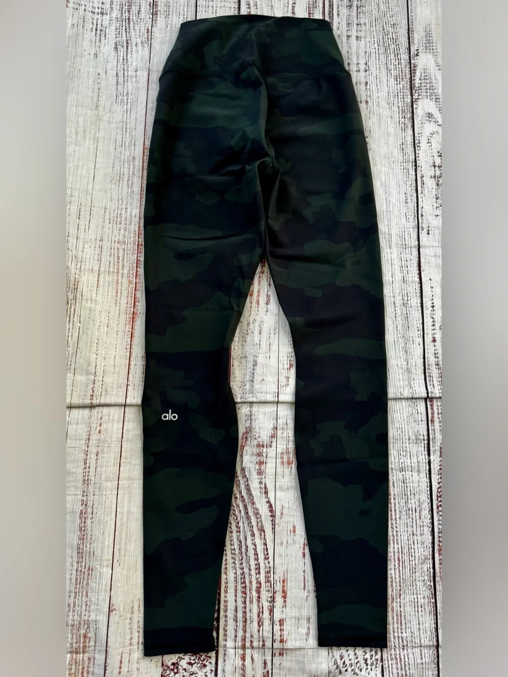 ALO Yoga Dark Camo High Waist Leggings Size Small Green Black Athletic Yoga